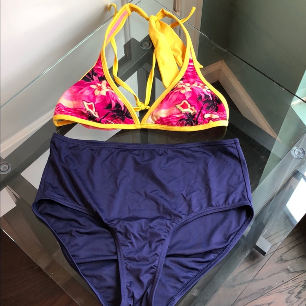 Swimsuit 🛍🎉👙